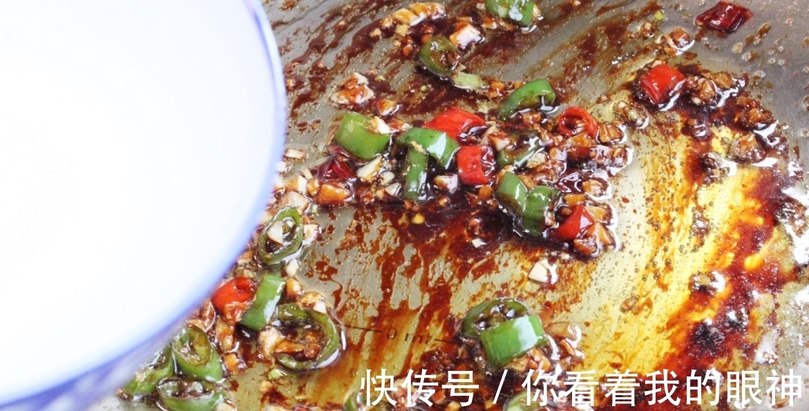 白水煮鸡蛋|鸡蛋的做法火了,饭店卖30元一盘,学会大厨的做法,孩子特别爱吃