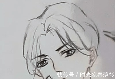 美术生 美术生给同一张脸画发型,看到最后一个,网友确定没搞错性别!