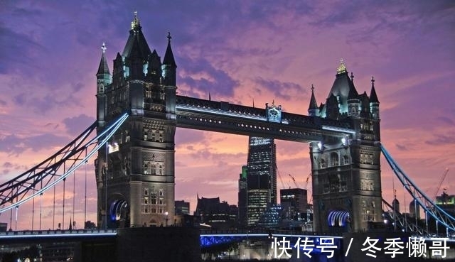 白羊座|2022年星座爱情榜,喜鹊枝头叫,有人相守一生,有人桃花盛开