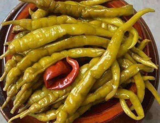 腌辣椒别只知道撒盐,这一步必不可少,辣椒入味不腐烂