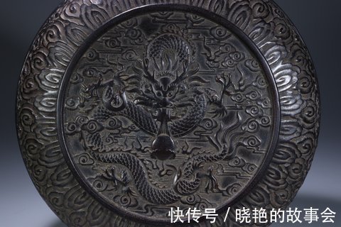 果盒!清代紫檀木雕·祥云龙纹果盒