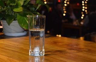 生水|喝水时，冷水热水各一半，对身体有什么影响？或许大多数人不清楚