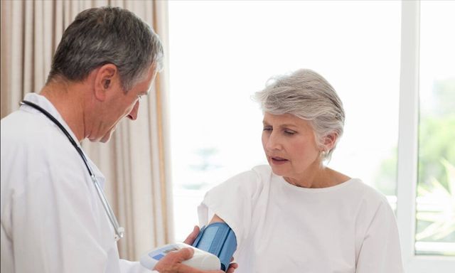 红细胞|医生提醒:体内缺乏叶酸,可能会出现4种症状,5类人群应注意补充