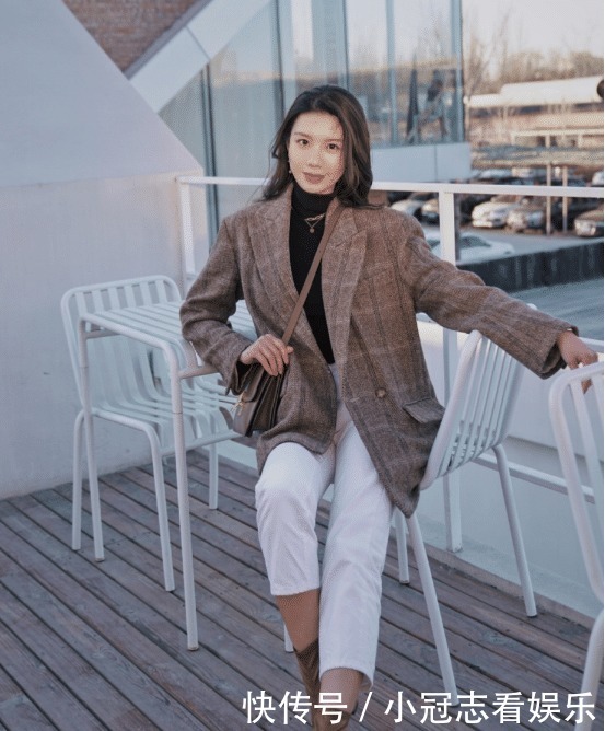 女人过了40岁,颜色记住这3选3不选,巧妙提升气质