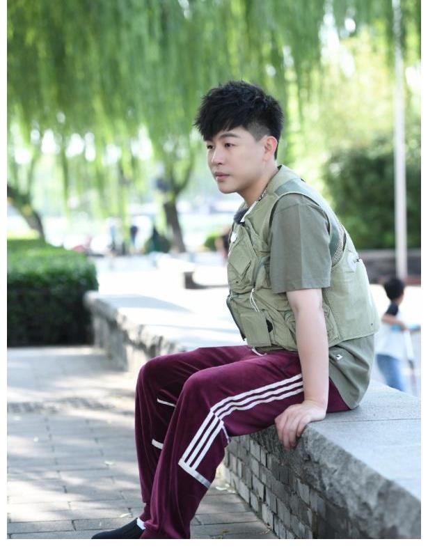 李健再度加盟音樂節(jié)目，攜手3位實力派唱將，開啟公路音樂會