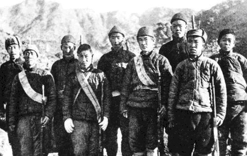 老兵|90岁老兵证件丢失难自证,看到博物馆照片时,哭着说:这是我