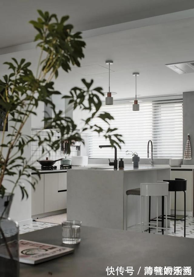 绿植|看了他家125㎡房才知道什么叫高雅,全屋没有一丝俗气,太美了