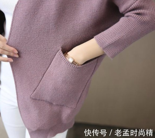 针织开衫|怀孕了也要美美的拍照,不用化妆就可衬托出孕妈的美,这样穿超美