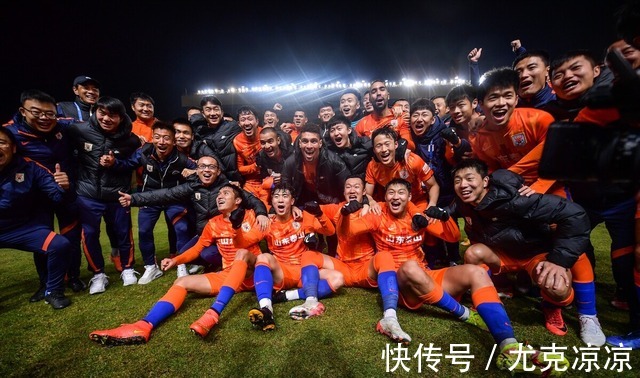 中超冠軍|從不一樣的角度看山東泰山時(shí)隔11年重奪中超冠軍