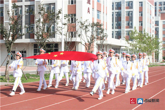 师生|“感恩祖国，强国有我”潍坊光正实验学校举行秋季开学典礼