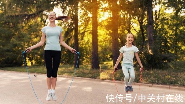 这项运动|「技术贴」跳绳，真的很伤膝盖吗？