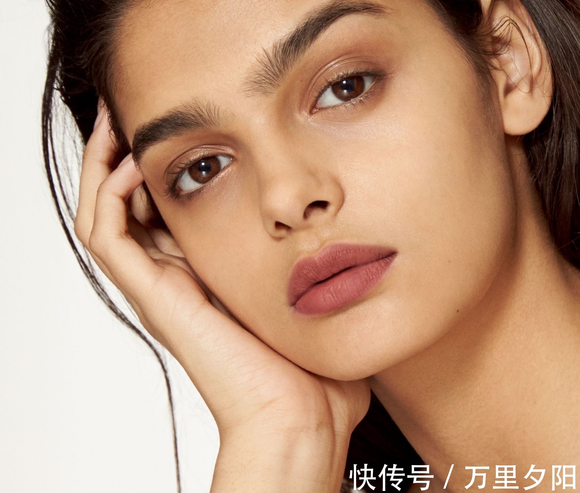 唇膏 跟风“斩男色”口红?《海上钢琴师》的“缪斯唇”,也许更适合你