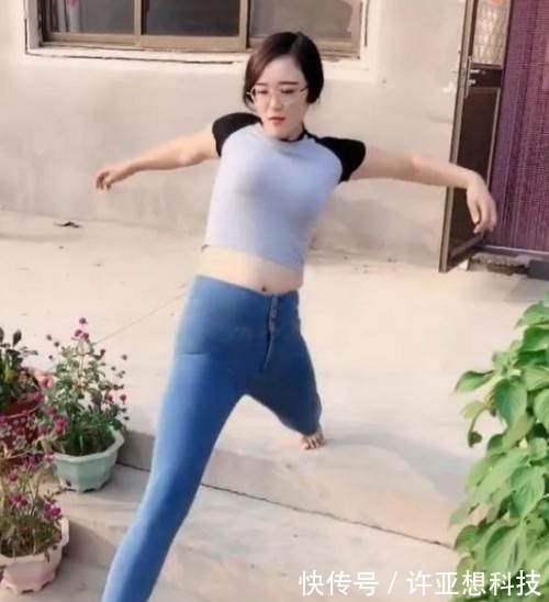 简约 时尚简约穿搭技巧,彰显东方女人真实魅力!