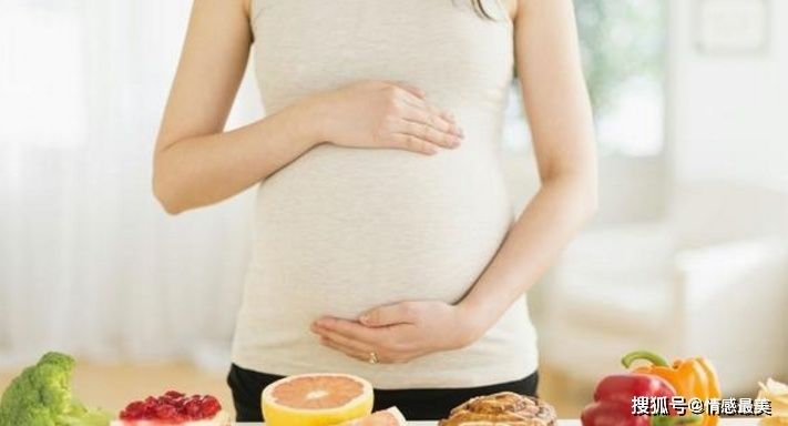 孕妈|孕妈身体出现这种感觉，是胎宝开始猛长了，需要及时预防妊娠纹