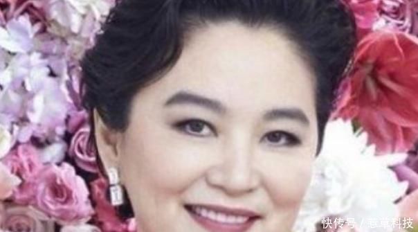 女人|女人过了45岁,三种食物换着吃,补充雌激素,60岁也不显老