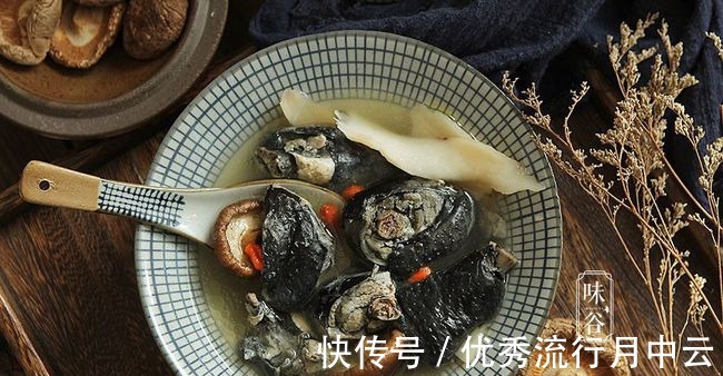 山药|秋冬进补，条件允许，建议常给家人喝这汤，暖身又营养，真香！