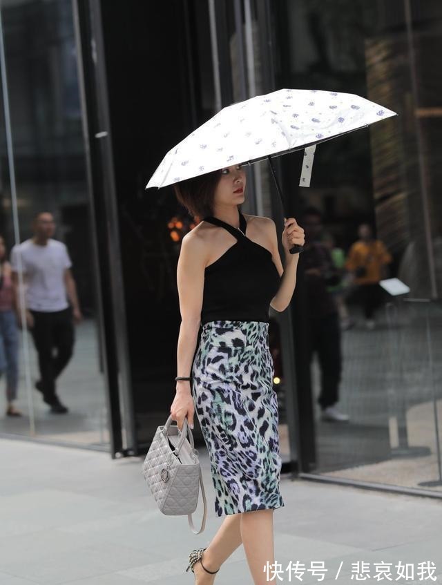 下半身 耐人寻味的瑜伽裤搭配出全新感觉,清新的风格温婉可人,轻松随意!