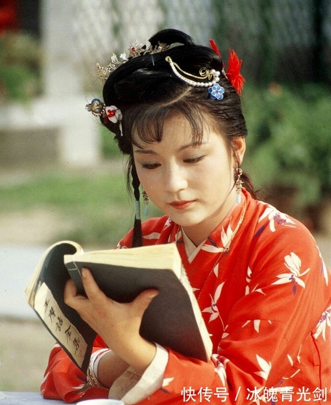 贾宝玉$红楼梦:冯紫英和卫若兰,谁才是史湘云的“才貌仙郎”?