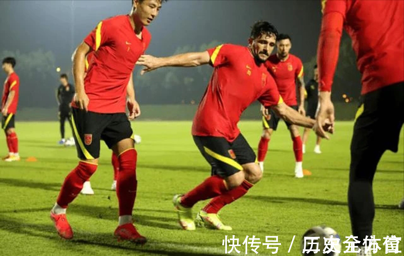 埃克森|千辛万苦归化巴西帮,为何遭李铁弃用?国足进军世界杯是荒凉梦?