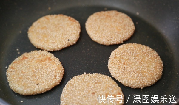 铁棍山药|山药加入苹果，做好吃的小饼，一口一个，比蛋糕健康多了