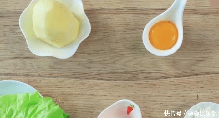 简单|美味的鲜蔬土豆条,简单营养,锻炼宝宝咀嚼能力,不错的辅食之选