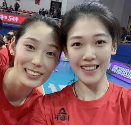 龚翔宇|朱婷暂时离开!中国女排新任队长谁更适合,张常宁李盈莹龚翔宇?