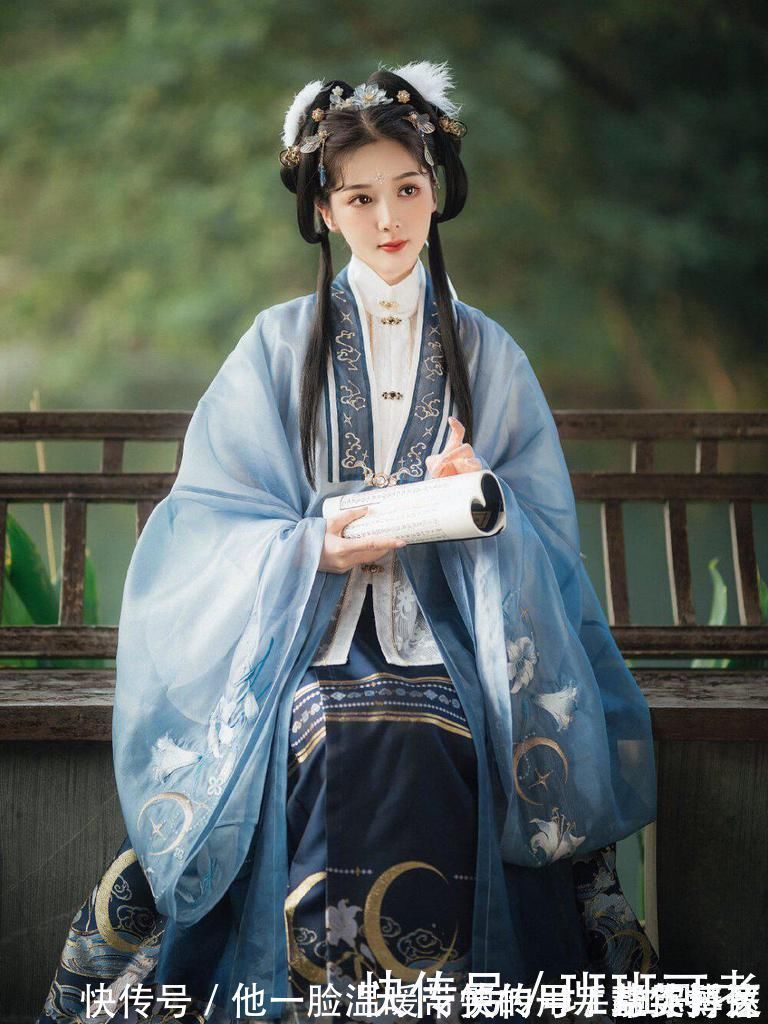 针用线!刚入坑的汉服爱好者,如何区分汉服的“山正”?看这几处就够了