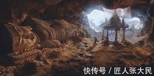 血渭一号墓&血渭一号墓中出土一枚“骆驼印”,可是旁边的印文,究竟写的是啥