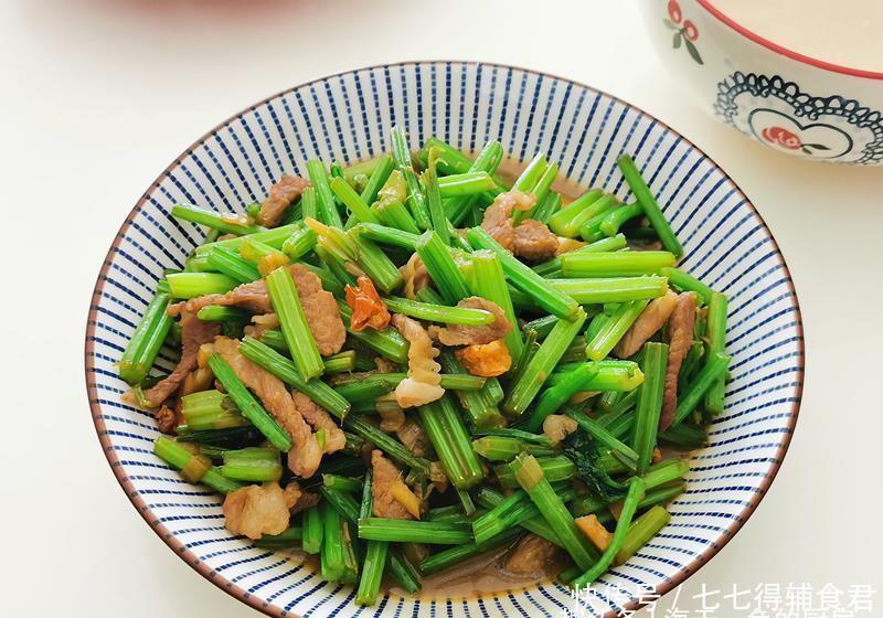 倒入|晒晒夫妻俩午餐,下班赶回家,半小时饭菜端上桌,简单易做省时间