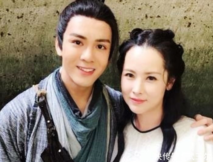 段正严|金庸笔下最奇葩的男主,曾爱上90岁老太婆,最后居然生了八个儿子