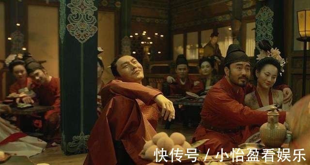 琴棋书画&名妓出上联:野花不种年年有,秀才机智对出下联,成功抱得美人归