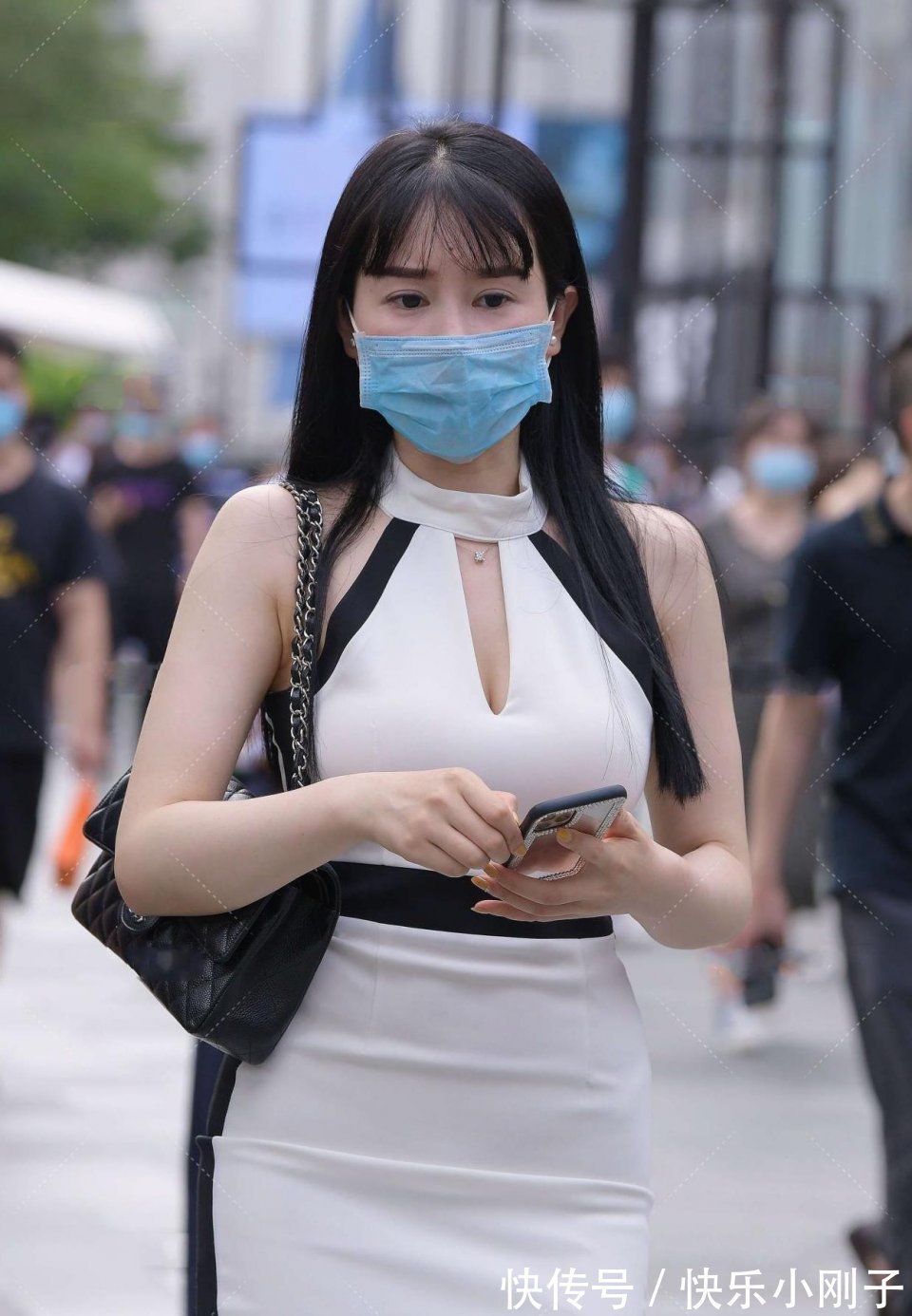 气质美女|非常自信的气质美女！散发出迷人的魅力，显得很有高级感