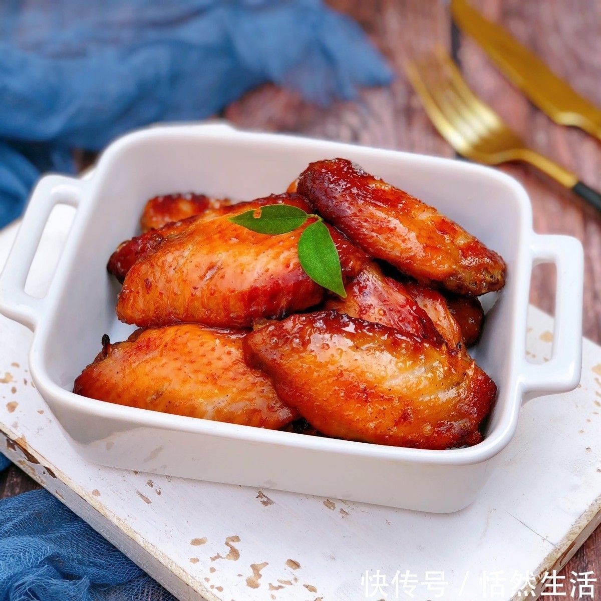 鸡翅|想吃鸡翅的看过来，一个烤箱搞定，好吃到舔手指