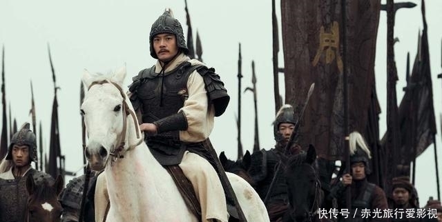 此人|此人战斗力远在吕布、关羽之上,憾被小人所卖,惨死曹操之手