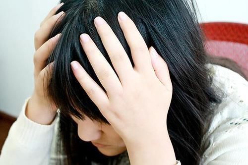 低血压|久蹲后,会出现眼前发黑、头晕情况?除了贫血,还有哪些原因?