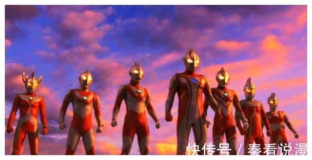 奥特曼|姐姐穿着“奥特曼”服装接弟弟放学，孩子们：奥特曼真的存在！