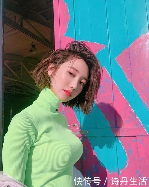 紧身裤|曾获校服大赛金奖,后被称为“短发女神”,造型搭配干练帅气