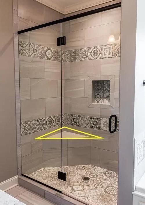 老人|卫生间再小都要砌个墩子,墙角不要1㎡,老人却安全实用多了