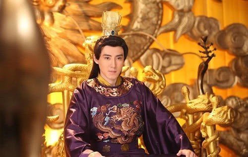 皇帝|10岁皇帝问张居正：建文帝是我祖宗杀的吗？张居正回答无懈可击