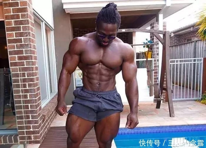 深蹲|他痴迷深蹲10年, 练成“无敌牛蛙腿霸”