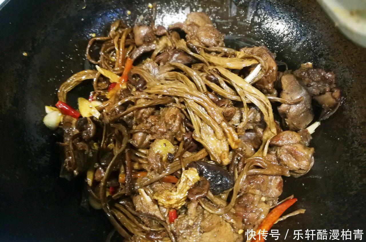 红烧兔肉|红烧兔肉,美味营养,方便省事
