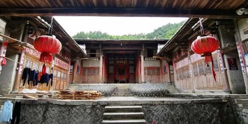 倒下|探秘福建版“布达拉宫”，建在一处危险的山坡之上，屹立百年仍未倒下