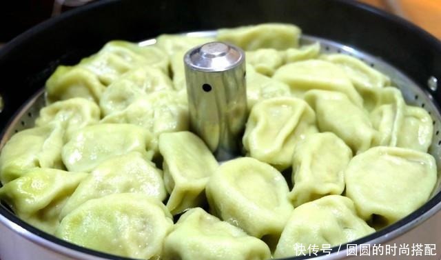 饺子|我家饺子最近常做这个馅,有荤有素营养好,青菜汁揉面孩子更爱吃