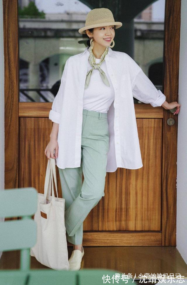 有气质 今夏不流行裙子配高跟鞋了,这样搭才是真的美,像三木一样有气质
