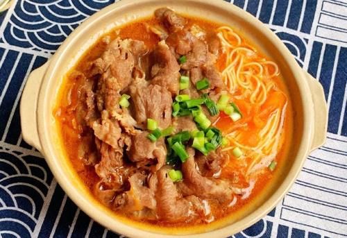 酸汤肥牛面，超级简单！