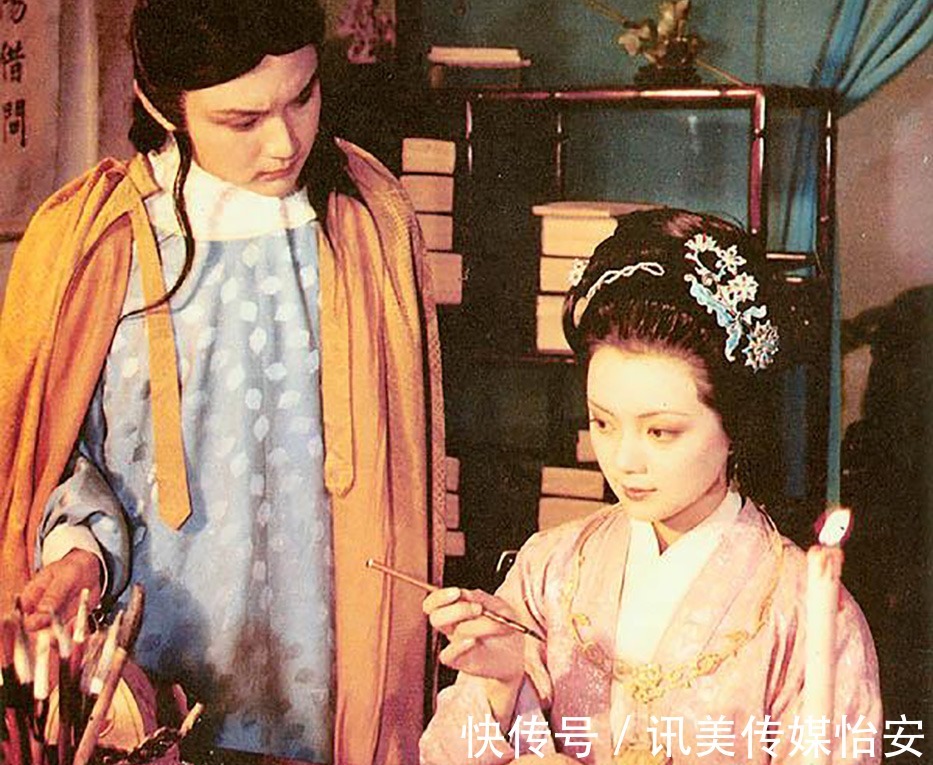 金锁！薛宝钗的金锁最想套住的不是宝玉，而是另一个天生带玉的男子