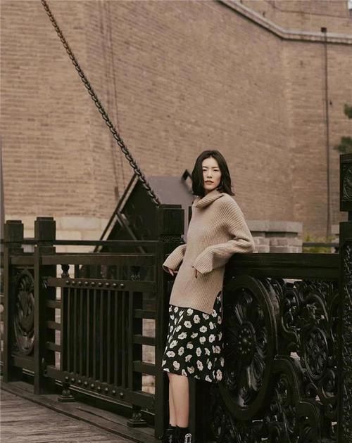 穿风衣、大衣高级？你错了，不掌握这4个“技巧”，只会显土显矮