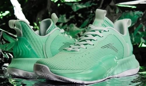 实战 罕见没有被贩子炒上天的国产实战!为何它200多就能入手?