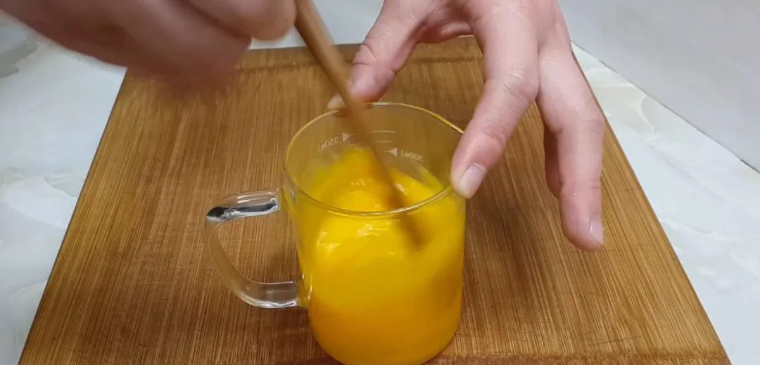 大泡|我家烙饼从来不早起,冰箱里一放,比手抓饼好吃,一次四个不够吃