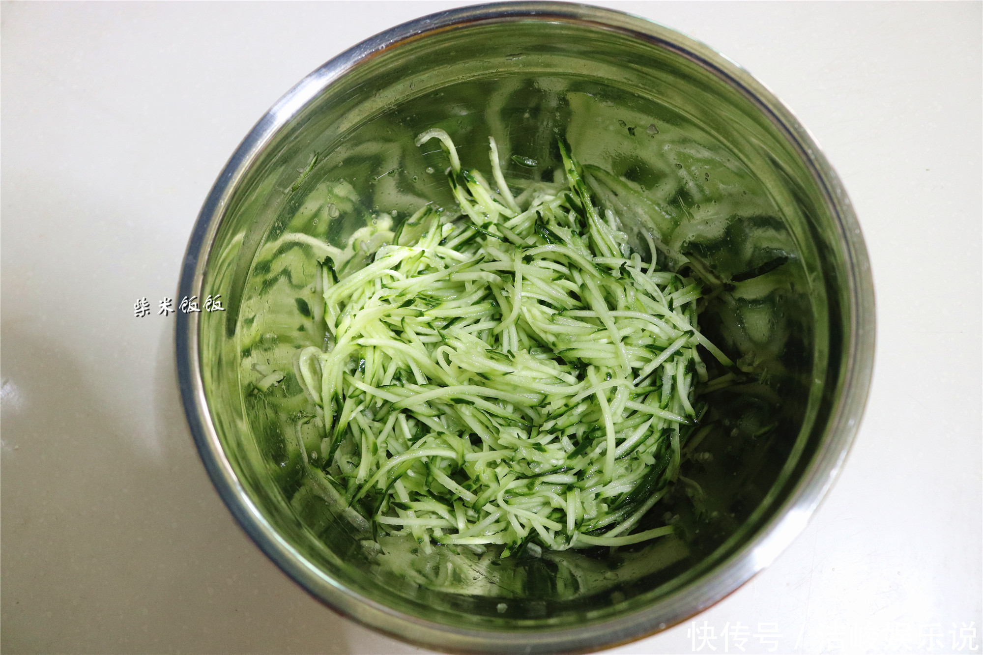 黄瓜|都说这馅的饺子好吃,我也赶紧试试,果然比肉饺子还香